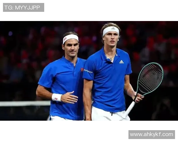 重庆网球队的阵地战揭秘：深度解析网球战术与团队协作